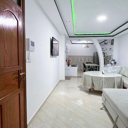 Mira Appartement -Lovely, Tidy & Close To Beaches And City Center Al Hoceïma Eksteriør bilde